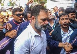 यूपी कोर्ट ने राहुल गांधी को 40 मिनट के लिए हिरासत में लिया, फिर दी 2018 मानहानि मामले में जमानत